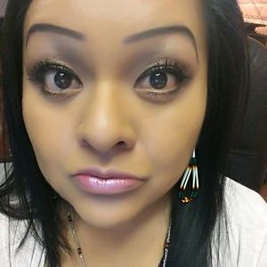 Meet your Posher, Charlotte